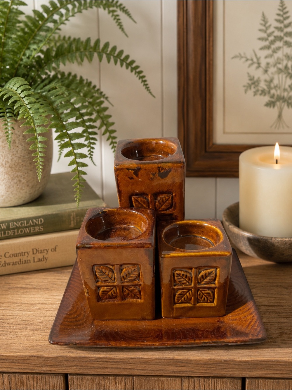 Amber Ceramic Leaf-Embossed Tea Light Set with Tray